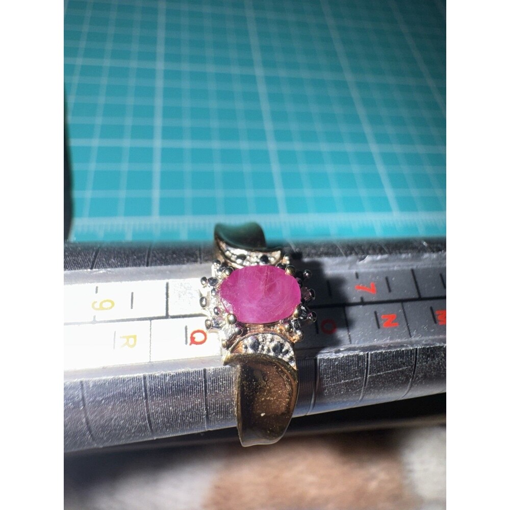 Vintage Gold Tone Ruby & Diamond Accents Oval Ring Sz 8